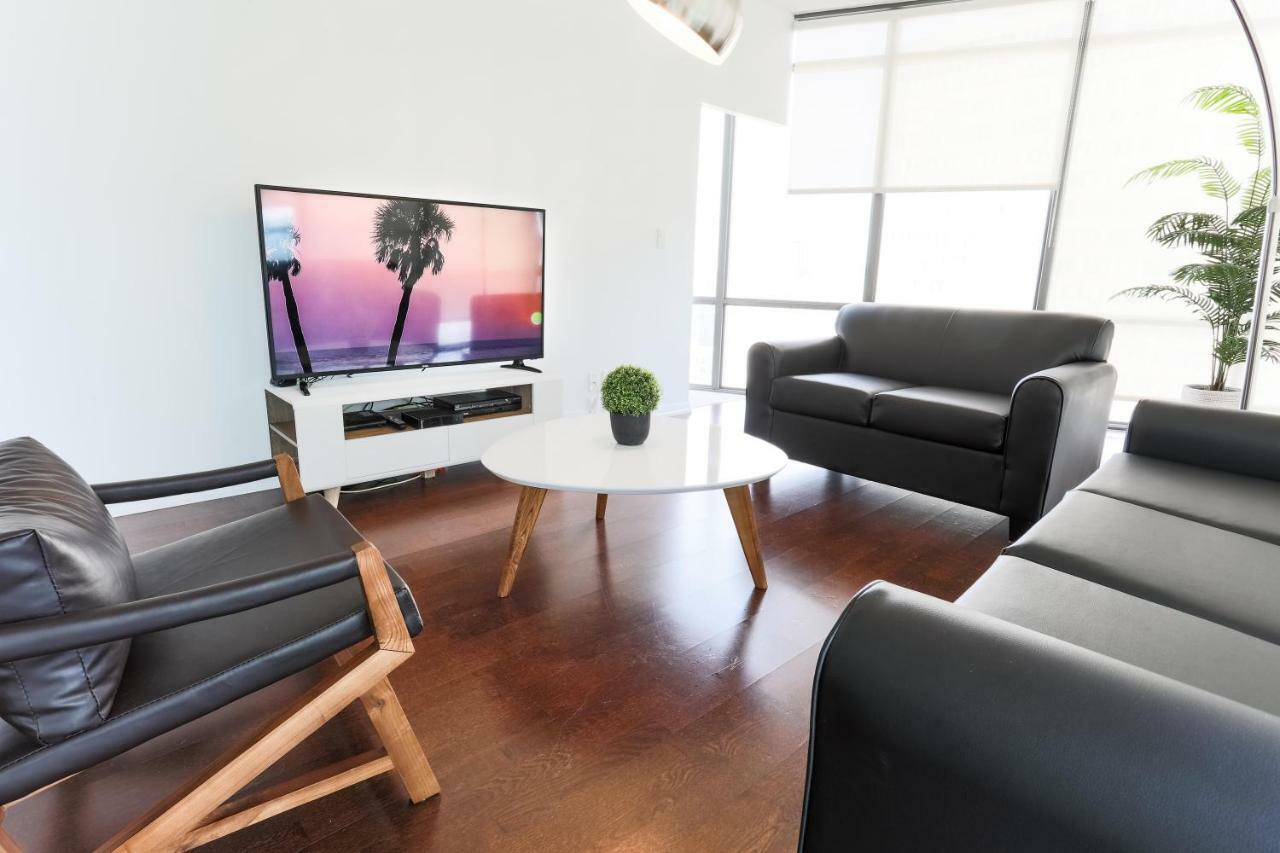 Altitude Suites Bay Street - Holiday Bonus - Free Parking Toronto Ngoại thất bức ảnh