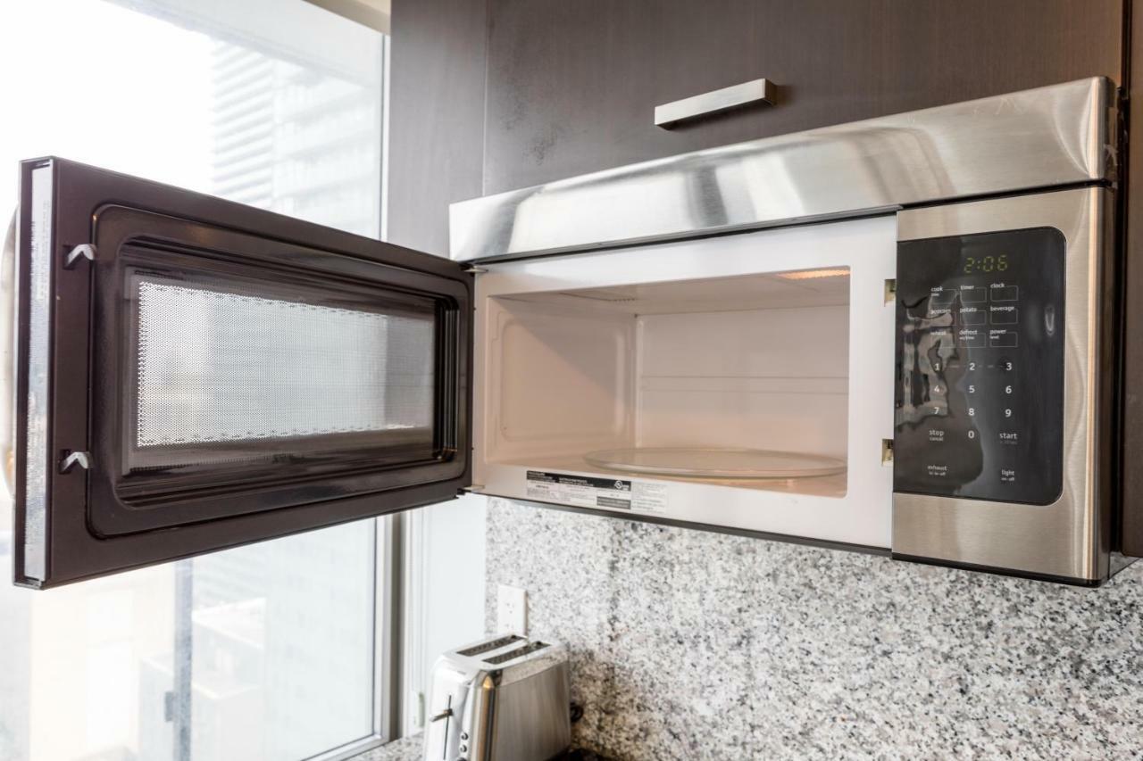 Altitude Suites Bay Street - Holiday Bonus - Free Parking Toronto Ngoại thất bức ảnh