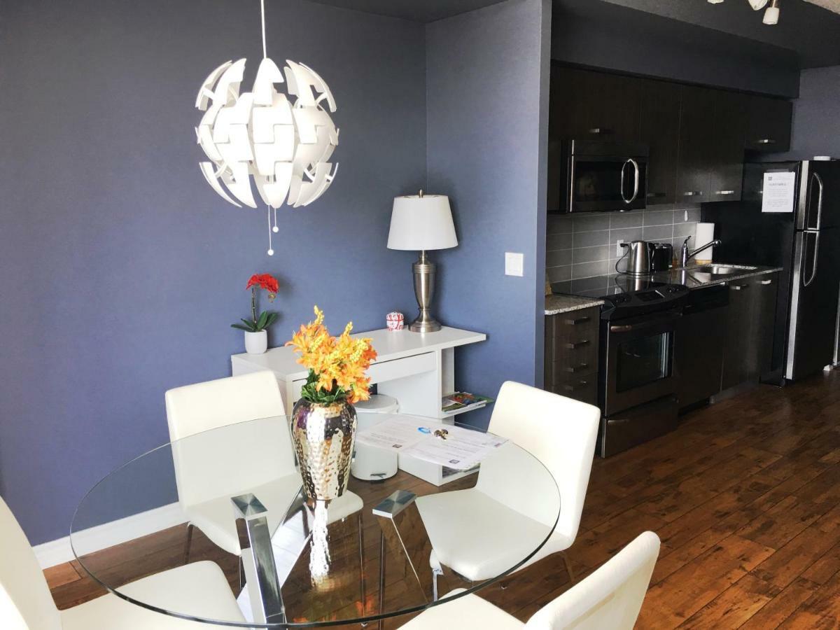 Altitude Suites Bay Street - Holiday Bonus - Free Parking Toronto Ngoại thất bức ảnh